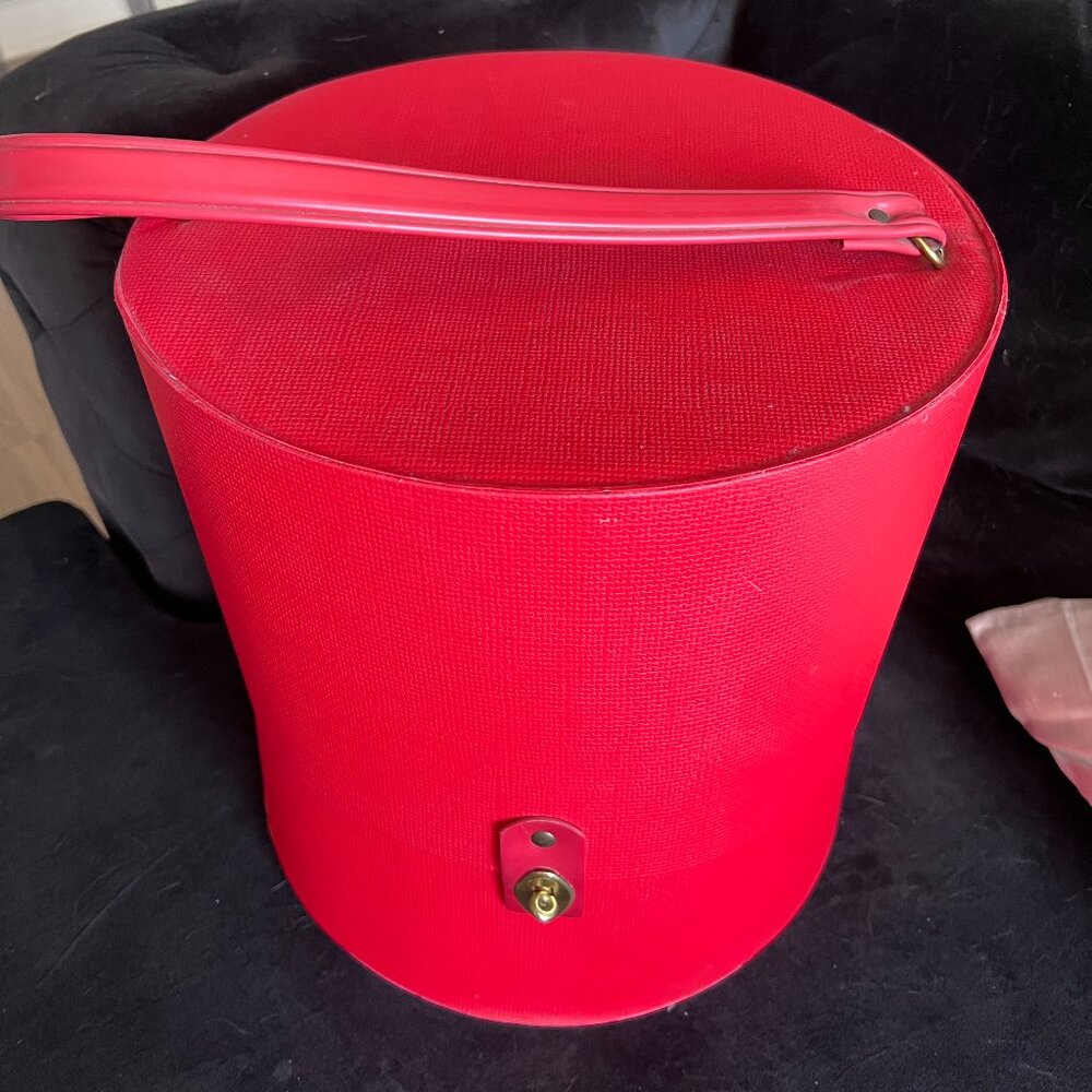 1950s Vintage Hat Box Wig Storage - Red - Picture 5 of 15